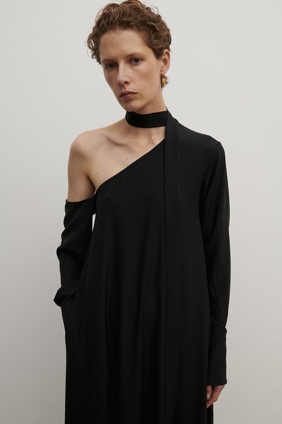 Open shoulder silk dress